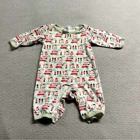 ⭐ Little Red Bus London England Graphic Print Bodysuit 100% Cotton 0-6 Months - Picture 1 of 6
